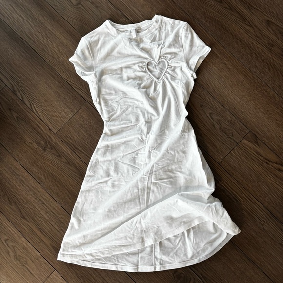 SKIMS Cotton Jersey White Heart Metal Wrapped Cutout Women's Mini Dress - Picture 3 of 7